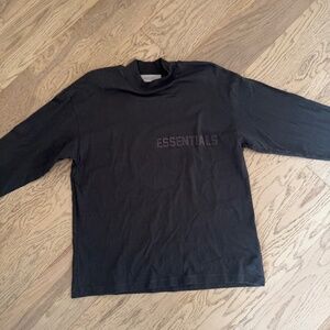 Essentials crewneck, long sleeve